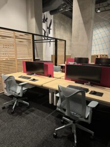 Focus areas designed in the refreshed Western Office for heads-down work and productivity.